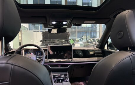 Volkswagen Tiguan, 2025 год, 5 690 000 рублей, 15 фотография