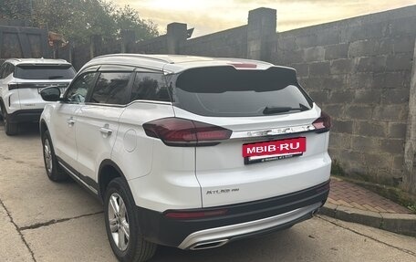 Geely Atlas, 2024 год, 1 755 000 рублей, 2 фотография