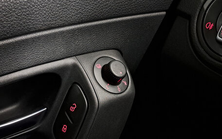 Volkswagen Polo VI (EU Market), 2016 год, 1 070 000 рублей, 24 фотография