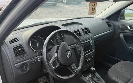 Skoda Yeti I рестайлинг, 2017 год, 1 830 000 рублей, 5 фотография