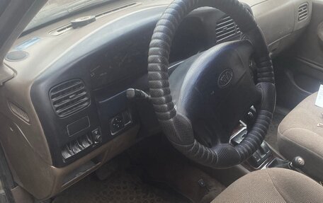 KIA Sportage IV рестайлинг, 2000 год, 280 000 рублей, 6 фотография