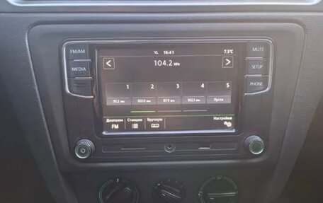 Skoda Rapid I, 2015 год, 850 000 рублей, 7 фотография