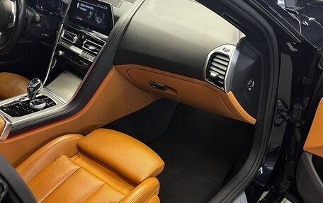 BMW 8 серия, 2019 год, 7 600 000 рублей, 31 фотография