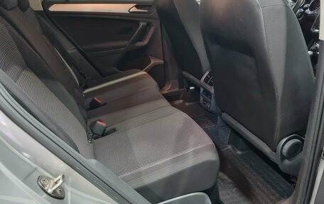 Volkswagen Tiguan II, 2019 год, 2 060 000 рублей, 9 фотография