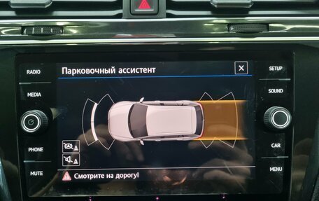 Volkswagen Tiguan II, 2019 год, 2 060 000 рублей, 15 фотография