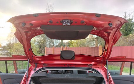 Renault Sandero II рестайлинг, 2014 год, 740 000 рублей, 18 фотография