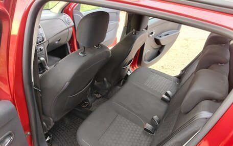 Renault Sandero II рестайлинг, 2014 год, 740 000 рублей, 19 фотография