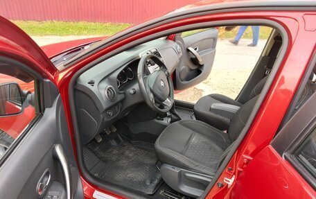 Renault Sandero II рестайлинг, 2014 год, 740 000 рублей, 20 фотография