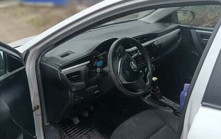 Toyota Corolla, 2014 год, 1 350 000 рублей, 4 фотография