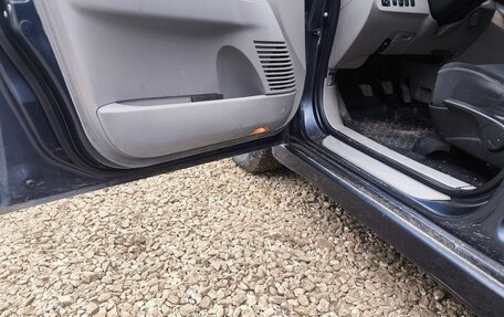 Mitsubishi Grandis, 2008 год, 600 000 рублей, 10 фотография