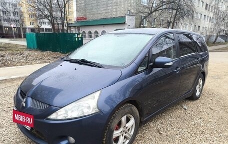 Mitsubishi Grandis, 2008 год, 600 000 рублей, 3 фотография
