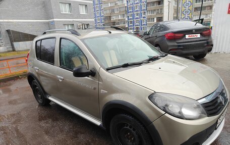 Renault Sandero I, 2011 год, 680 000 рублей, 2 фотография