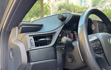 Lexus ES VII, 2020 год, 4 100 044 рублей, 8 фотография