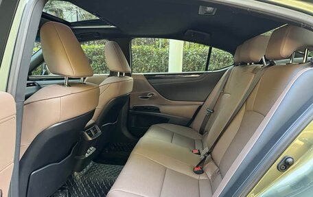 Lexus ES VII, 2020 год, 4 100 044 рублей, 14 фотография