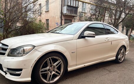 Mercedes-Benz C-Класс, 2012 год, 1 100 000 рублей, 2 фотография