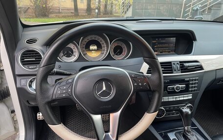 Mercedes-Benz C-Класс, 2012 год, 1 100 000 рублей, 9 фотография