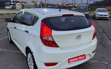 Hyundai Solaris II рестайлинг, 2013 год, 750 000 рублей, 3 фотография