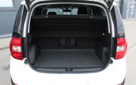 Skoda Yeti I рестайлинг, 2014 год, 1 295 000 рублей, 20 фотография