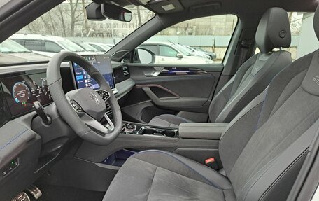 Volkswagen Tiguan II, 2025 год, 5 049 999 рублей, 16 фотография