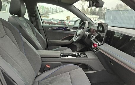 Volkswagen Tiguan II, 2025 год, 5 049 999 рублей, 11 фотография