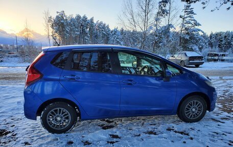 Honda Fit III, 2017 год, 1 100 000 рублей, 4 фотография