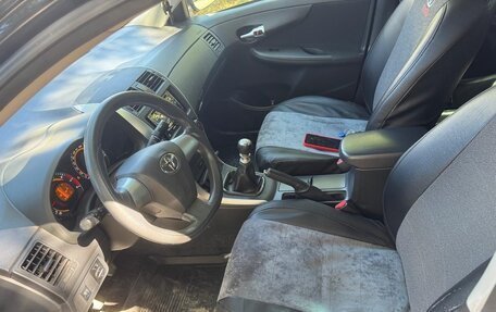 Toyota Corolla, 2011 год, 1 100 000 рублей, 8 фотография