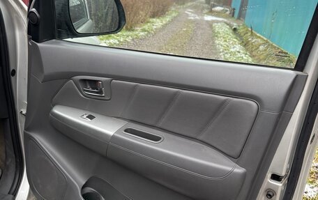 Toyota Hilux VII, 2013 год, 1 950 000 рублей, 6 фотография