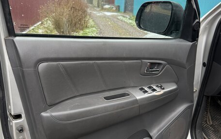 Toyota Hilux VII, 2013 год, 1 950 000 рублей, 16 фотография