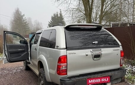 Toyota Hilux VII, 2013 год, 1 950 000 рублей, 10 фотография