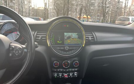 MINI Hatch, 2018 год, 2 350 000 рублей, 5 фотография