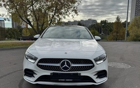 Mercedes-Benz A-Класс, 2022 год, 2 280 000 рублей, 2 фотография