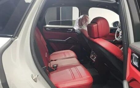 Porsche Cayenne III, 2022 год, 14 141 555 рублей, 7 фотография