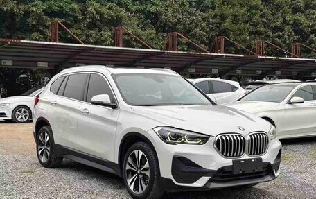 BMW X1, 2022 год, 1 740 000 рублей, 3 фотография