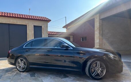 Mercedes-Benz E-Класс, 2019 год, 3 990 000 рублей, 11 фотография