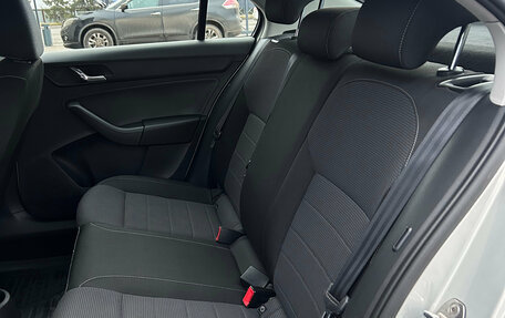 Skoda Rapid I, 2014 год, 990 000 рублей, 10 фотография