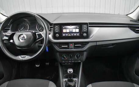 Skoda Rapid II, 2021 год, 1 049 999 рублей, 9 фотография