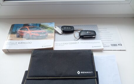 Renault Kangoo, 2021 год, 2 300 000 рублей, 18 фотография