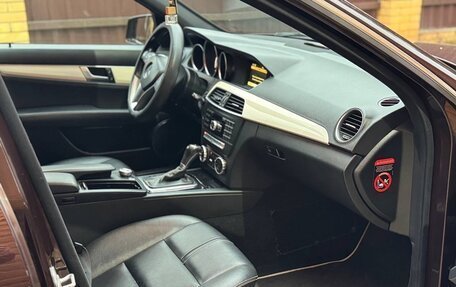 Mercedes-Benz C-Класс, 2012 год, 1 100 000 рублей, 7 фотография