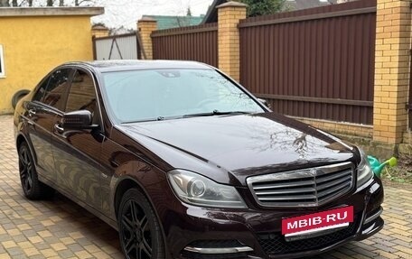 Mercedes-Benz C-Класс, 2012 год, 1 100 000 рублей, 5 фотография