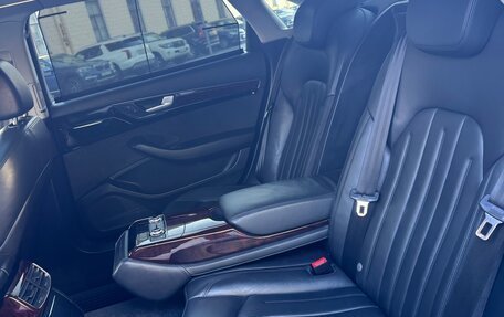 Audi A8, 2013 год, 1 420 000 рублей, 18 фотография