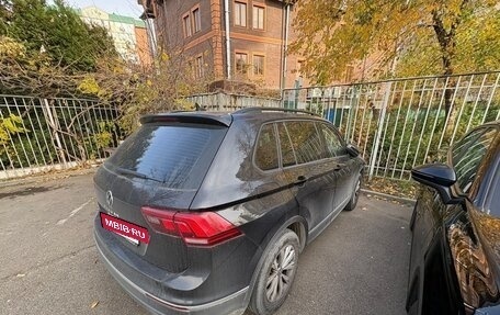 Volkswagen Tiguan II, 2021 год, 2 500 000 рублей, 12 фотография