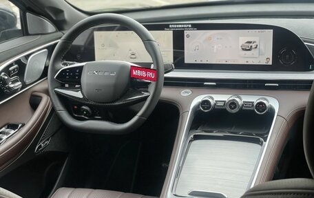 CheryExeed TXL, 2024 год, 3 800 000 рублей, 12 фотография