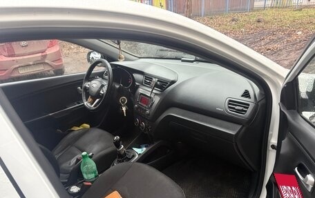 KIA Rio III рестайлинг, 2015 год, 599 000 рублей, 2 фотография