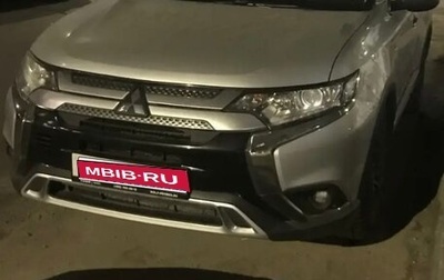 Mitsubishi Outlander III рестайлинг 3, 2019 год, 1 999 999 рублей, 1 фотография