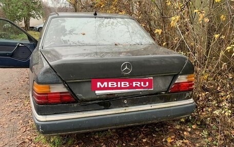 Mercedes-Benz W124, 1985 год, 130 000 рублей, 11 фотография