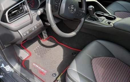 Toyota Camry, 2022 год, 4 490 000 рублей, 10 фотография