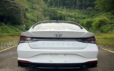 Hyundai Elantra, 2022 год, 1 652 000 рублей, 10 фотография