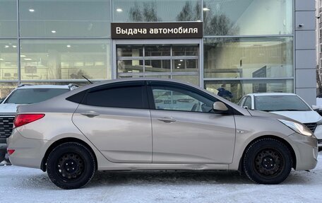 Hyundai Solaris II рестайлинг, 2011 год, 720 000 рублей, 6 фотография