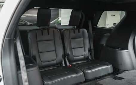 Ford Explorer VI, 2017 год, 2 299 000 рублей, 8 фотография