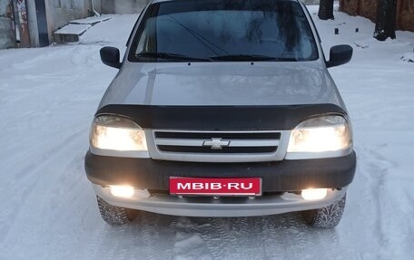 Chevrolet Niva I рестайлинг, 2005 год, 350 000 рублей, 1 фотография